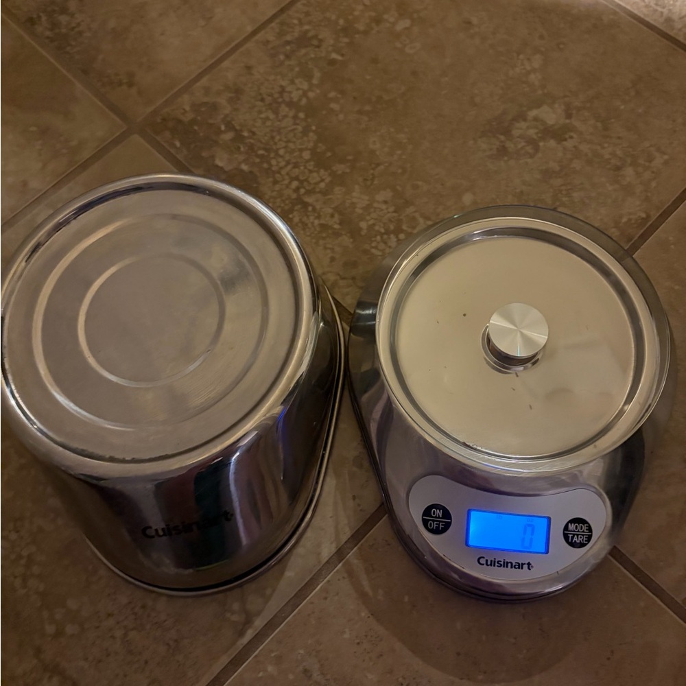 Cuisinart Stainless Steel Digital Kitchen Scale with bowl